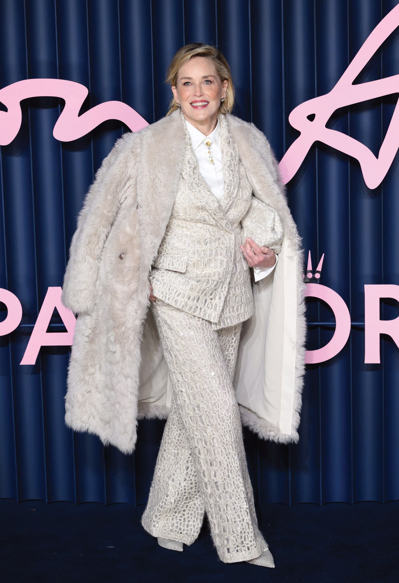 Sharon Stone, con un traje de Brunello Cucinelli