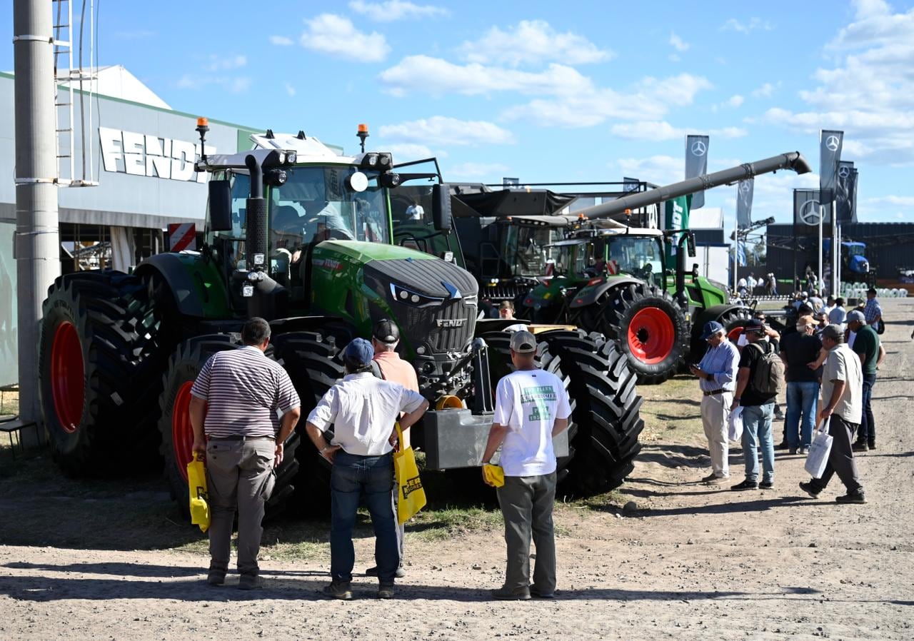 “Cambia cinco genes”: proponen un nuevo modelo para el negocio del contratista agrícola