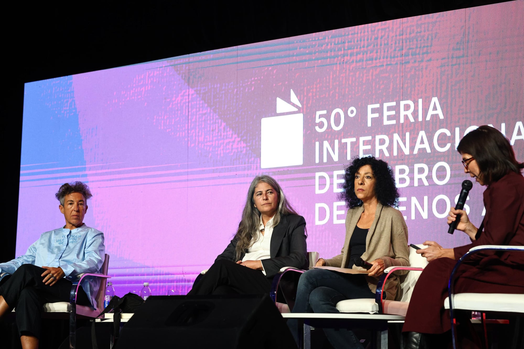 Gabriela Cabezón Cámara, Selva Almada y Leila Guerriero dialogaron con María O’Donell