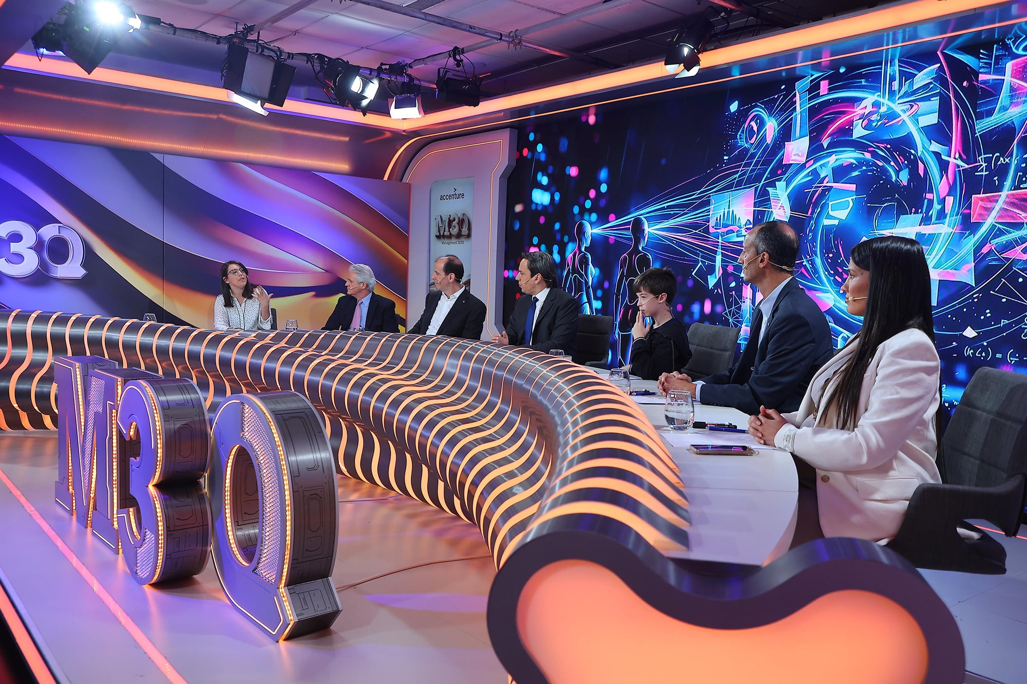 Los invitados se sorprendieron por el despliegue escenográfico del ciclo