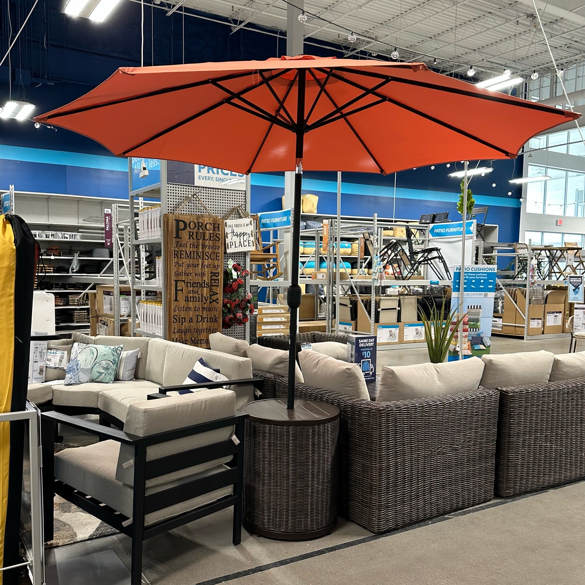 En junio, At Home se declaró en bancarrota bajo el Capítulo 11