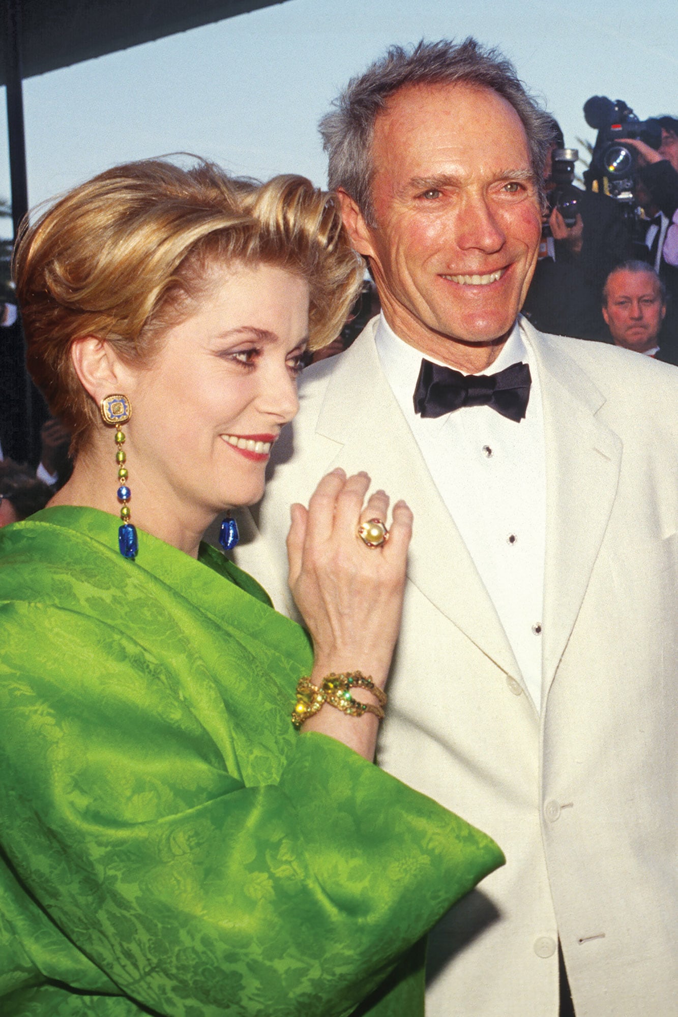 Con Clint Eastwood vivió
uno de los momentos más
memorables del cine en
1994, cuando compartieron
la presidencia del jurado en
el Festival de Cannes. También se la relacionó con el
inoxidable actor y director