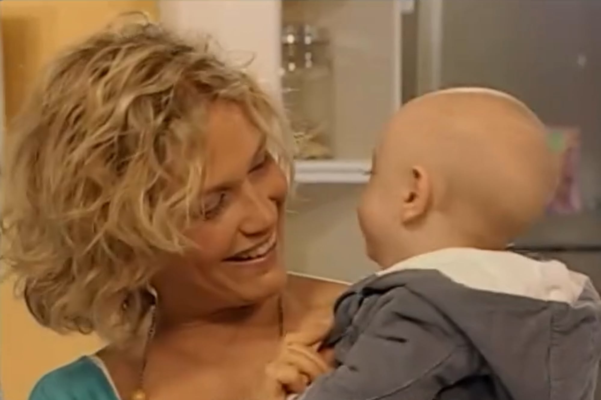Una tierna postal de Maru Botana junto a Facundo, quien fallecido en 2008