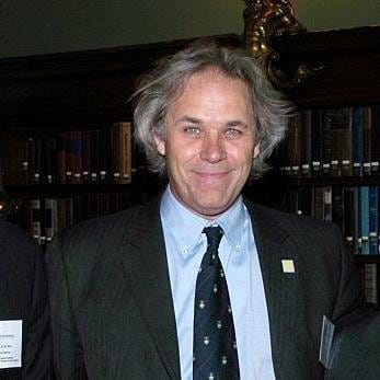 Mark Solms, psicoanalista sudafricano, aplica los conceptos desarrollados por Freud a la neurología.