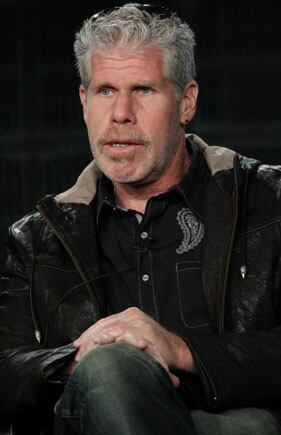 Ron Perlman llegó al papel de Clay Morrow, después de una elección de casting errada