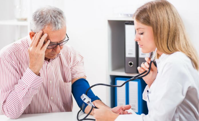 El consumo de agua con sal puede conducir al desarrollo de hipertensión arterial