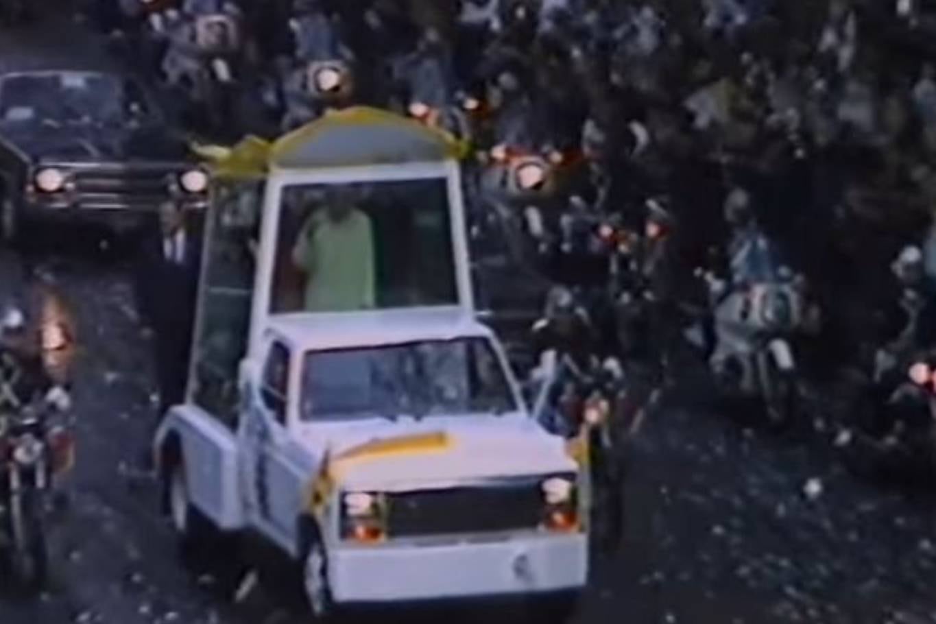 El papa Juan Pablo II estuvo en la Argentina en junio de 1982 y en abril de 1987