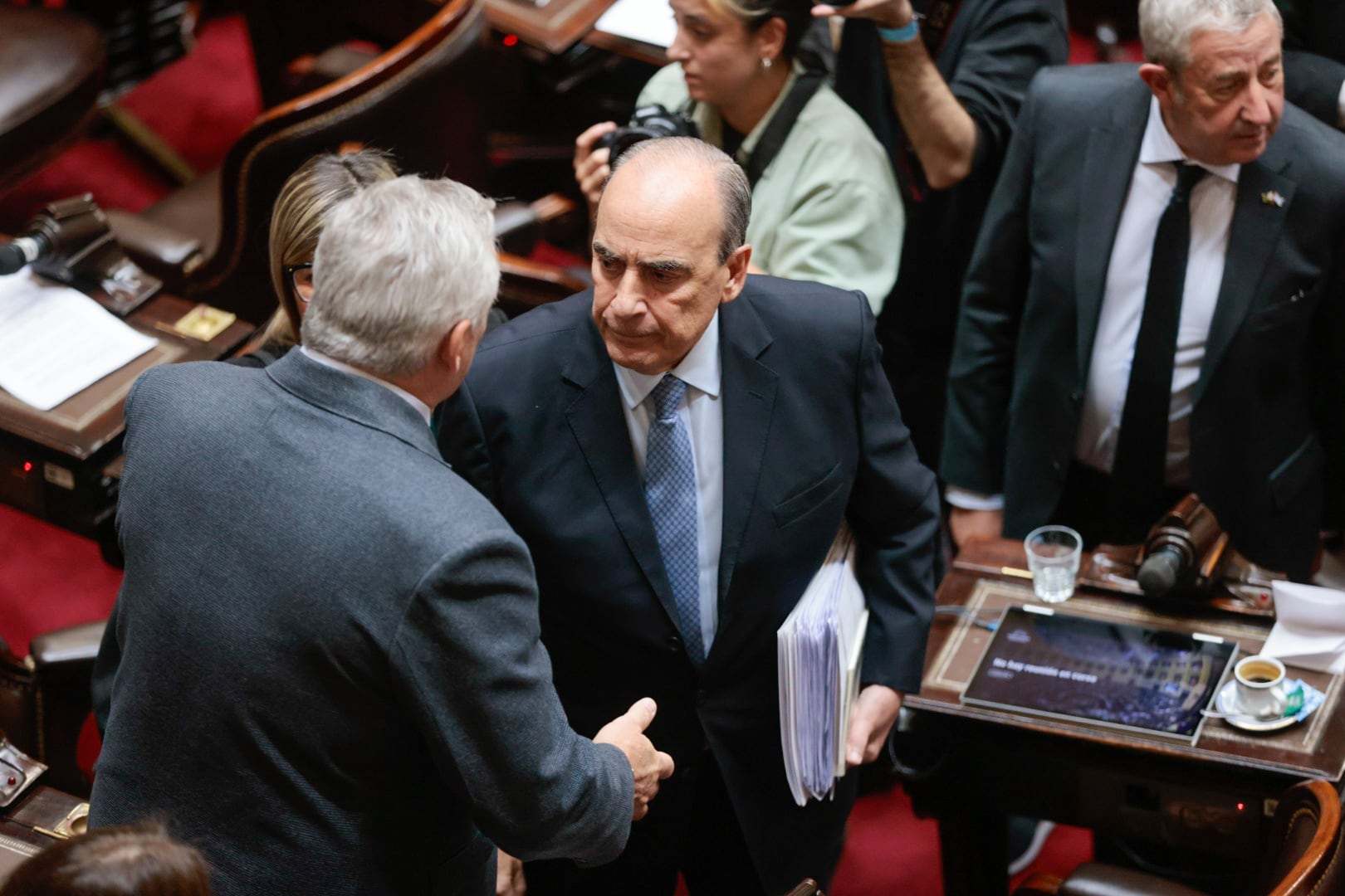 El jefe de gabinete, Guillermo Francos, busca apoyo entre los aliados para activar las sesiones extraordinarias en el Congreso