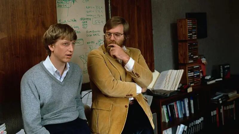 Mientras Gates era el informático de mentalidad seria, Allen era su excéntrico hermano mayor