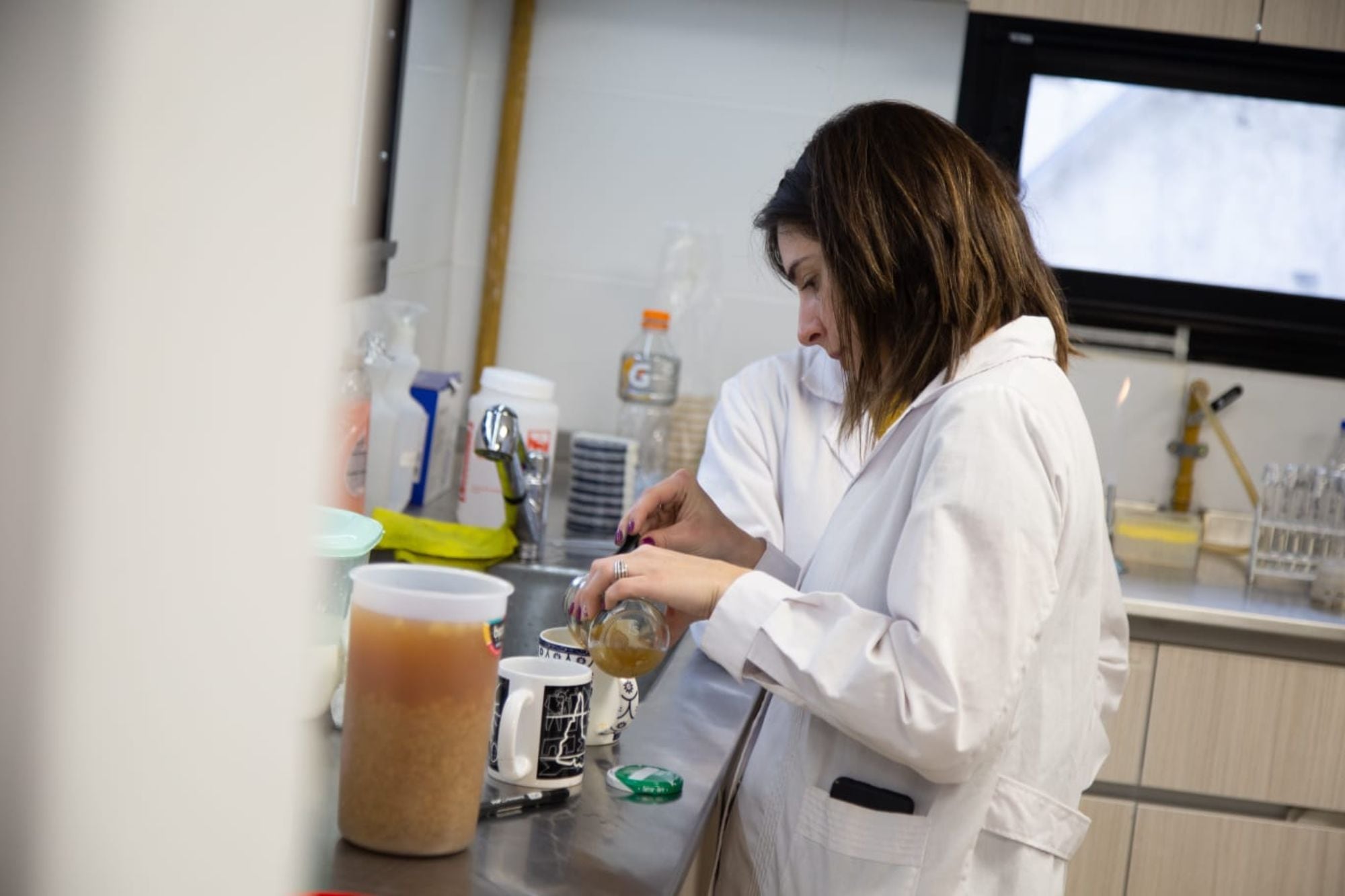 El proceso del kéfir es complicado y muchas veces se recomienda no consumirlo si no se está 100% seguro de su resultado