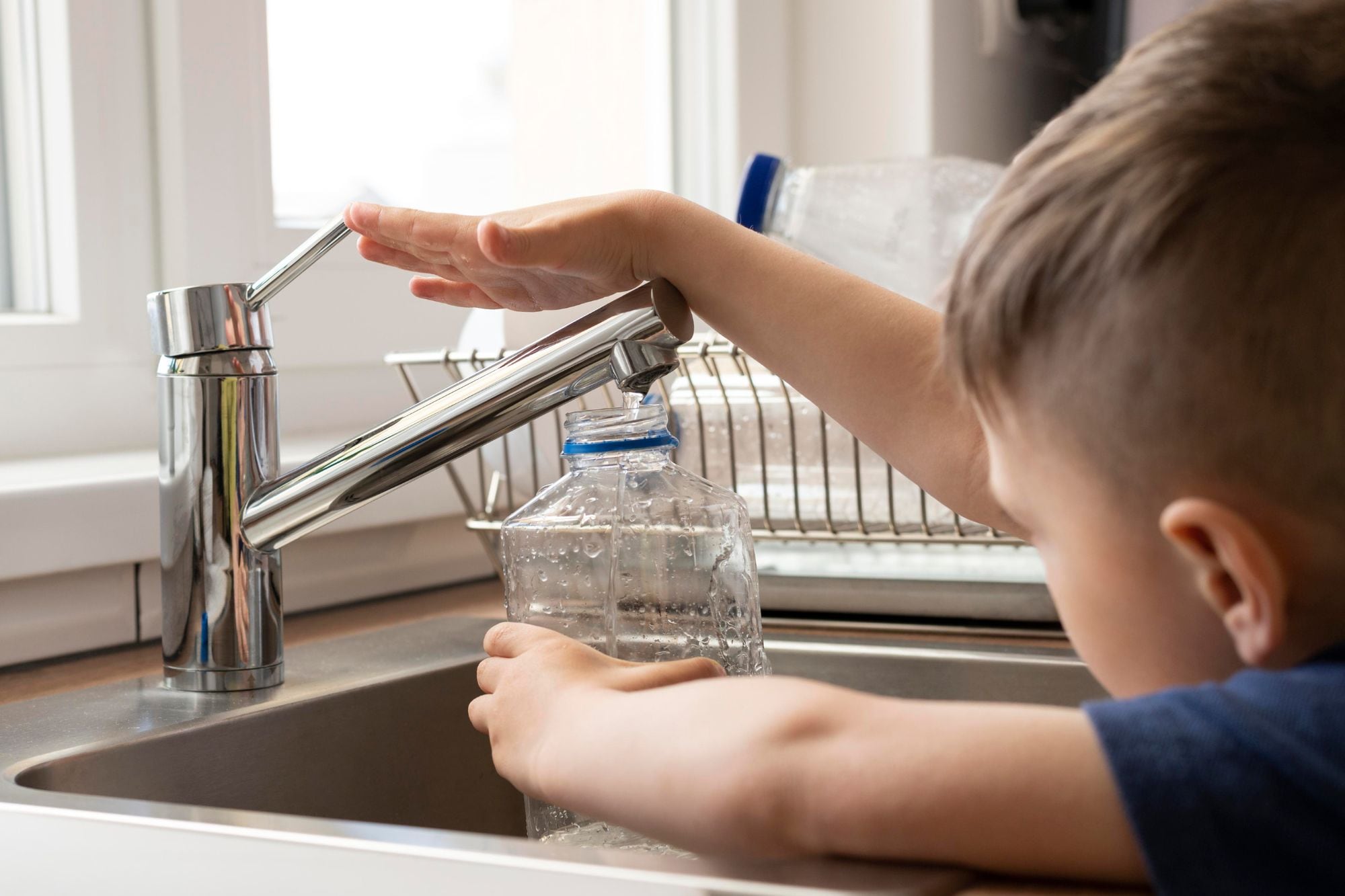 El Gobierno modera el esquema de aumentos del agua a partir de mayo 6 Las facturas de luz aumentarán de manera más moderada a partir de mayo