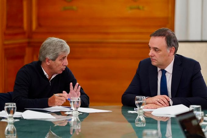 En el Gobierno reconocen que no pudieron capitalizar el escándalo de Insaurralde por el caso Adorni