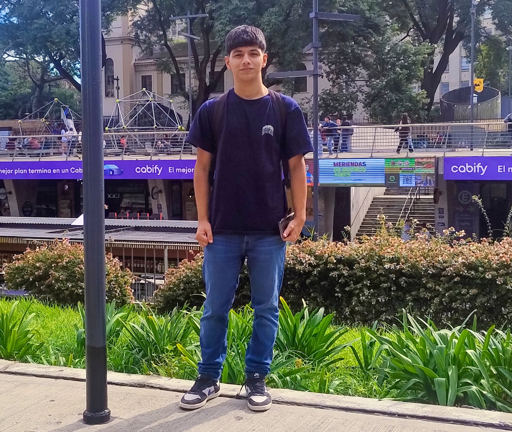 Juan Ignacio Fernández, estudiante Medicina de la UBA, vino desde Corrientes para dar exámenes y tendrá que quedarse un mes en la Capital por los cambios de fechas