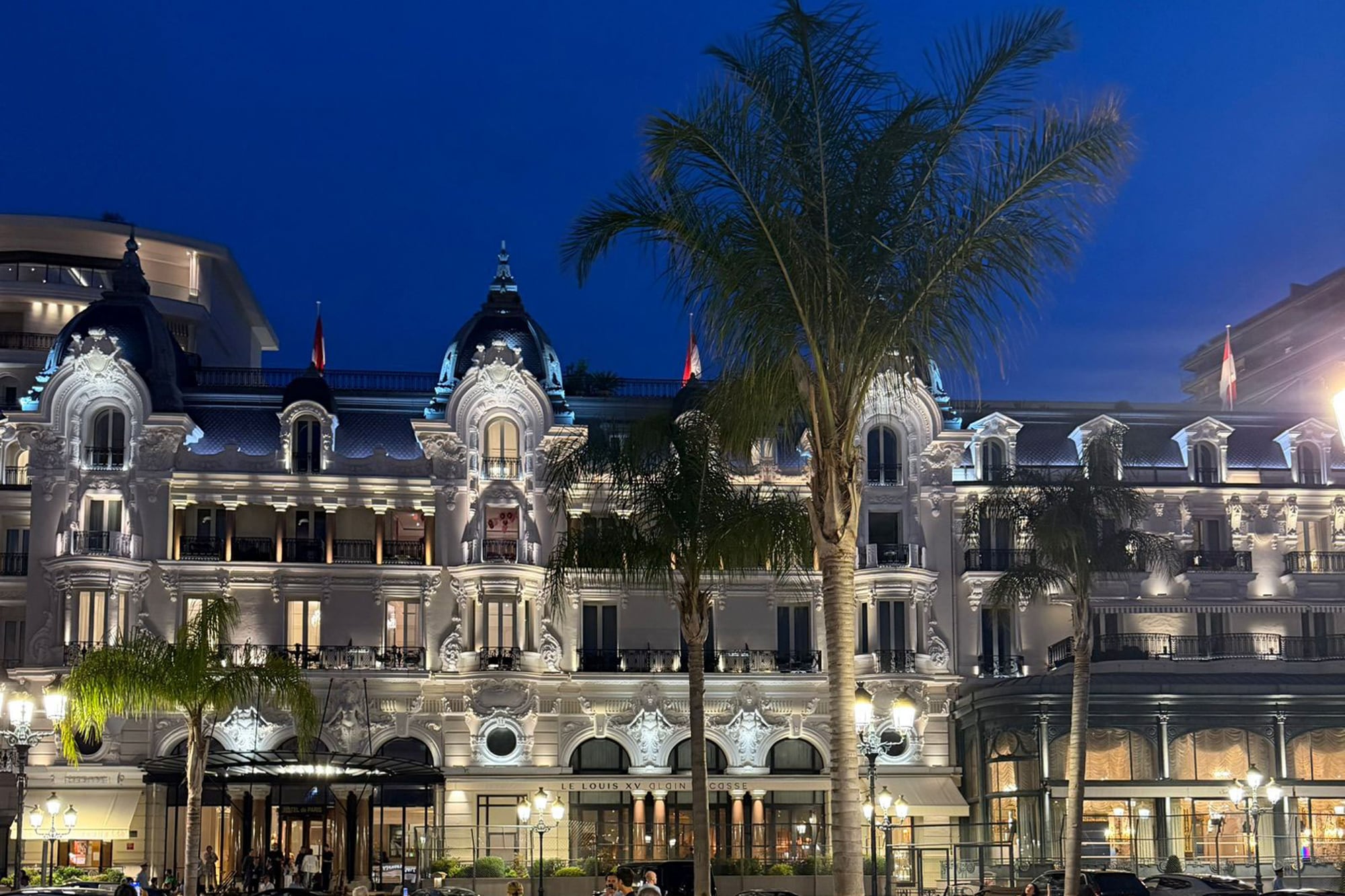Mundial de emprendedores: los secretos de una gala única en Mónaco, el ganador y el argentino que compitió 8 El icónico Hotel de París en la Plaza del Casino en Mónaco