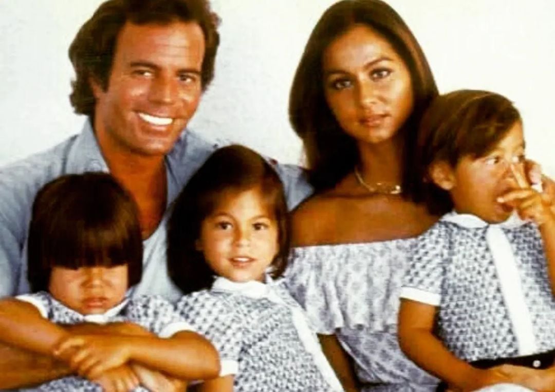 La vida de Julio Iglesias iba a llegar en formato de serie, pero la producción se encuentra detenida desde hace algún tiempo