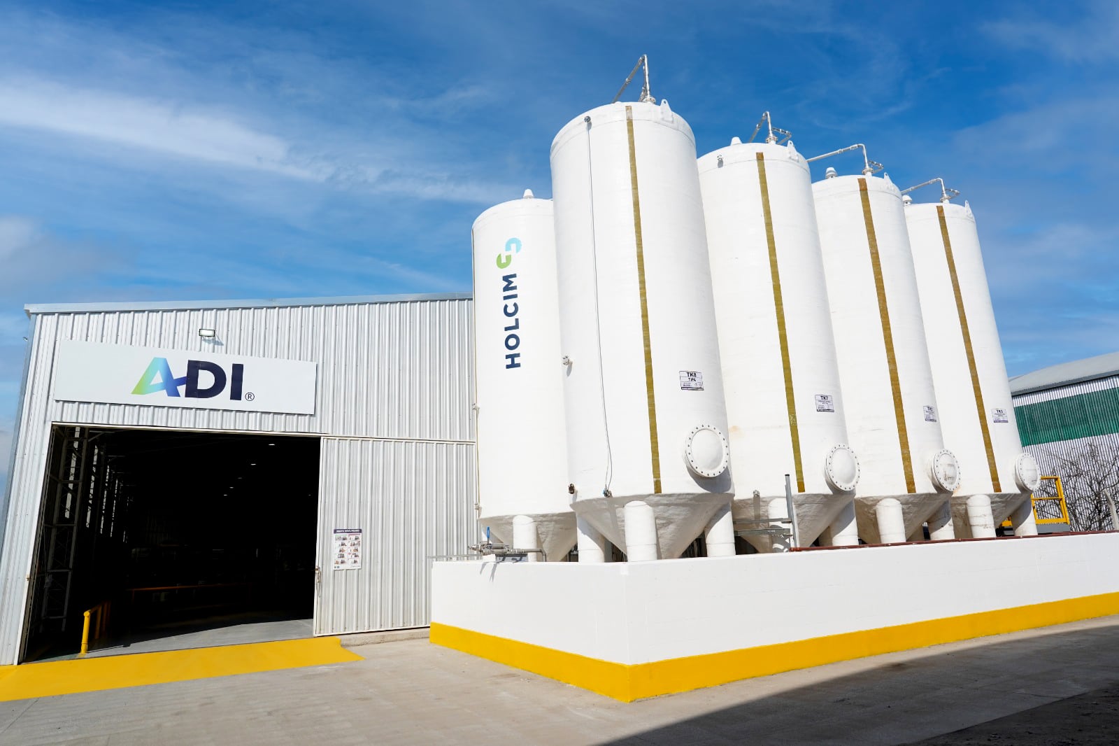 Holcim apuesta a diversificarse a la espera de que se reactive la construcción