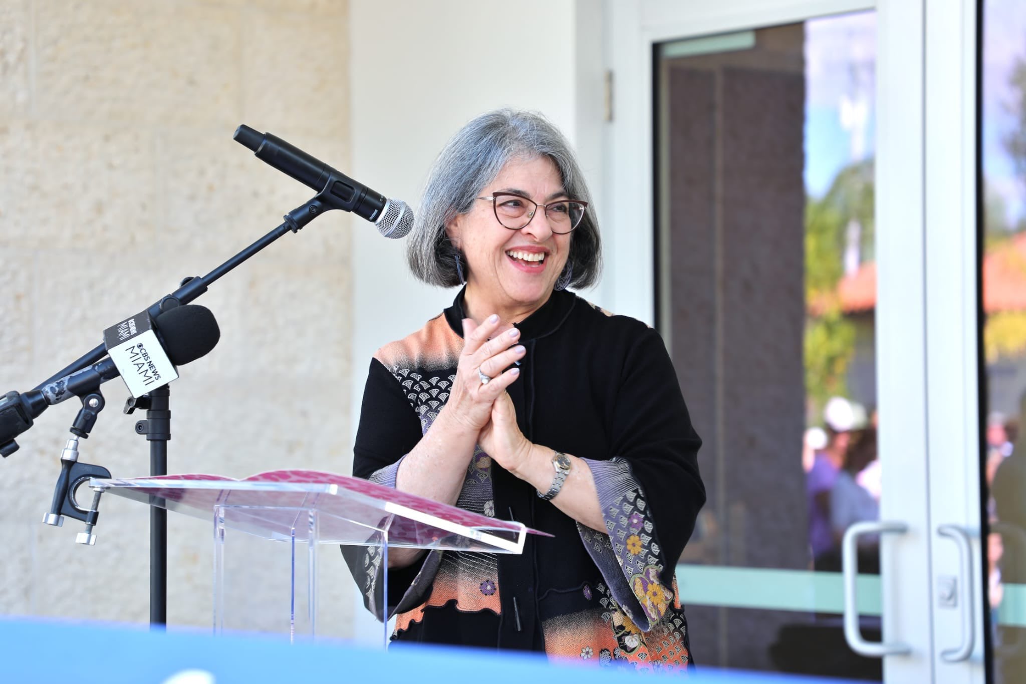 Avanza una campaña para destituir a la alcaldesa de Miami-Dade, Daniella Levine Cava