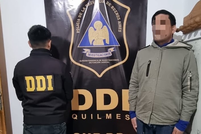 Uno de los tíos de la niña, que cuenta con antecedentes penales
