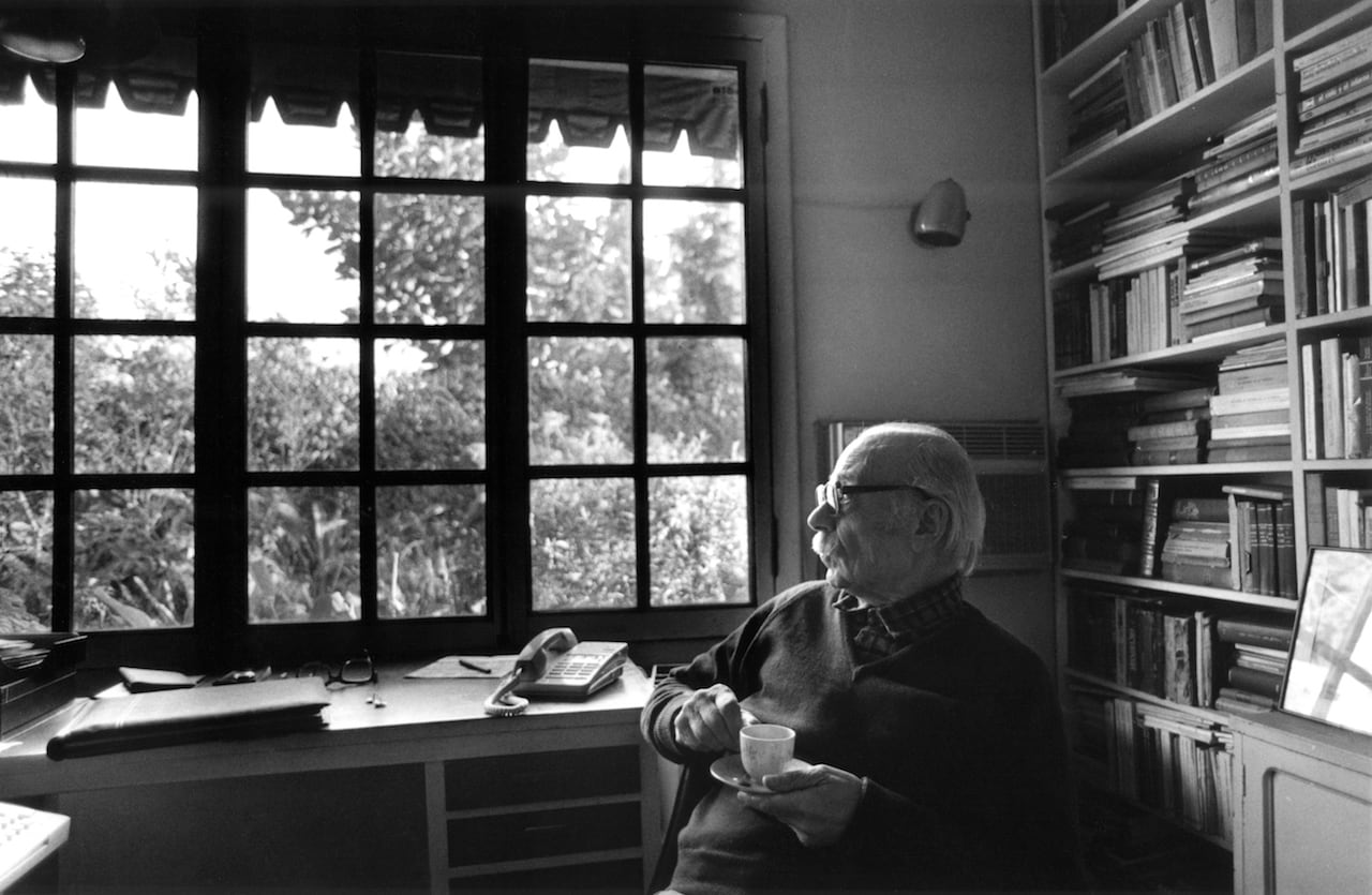 Ernesto Sabato en su casa de Santos Lugares