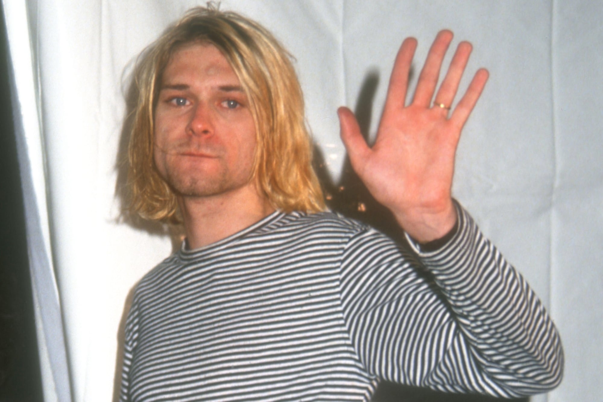 Una investigación planteó una nueva hipótesis sobre la muerte de Kurt Cobain: “Parece que alguien montó una película”