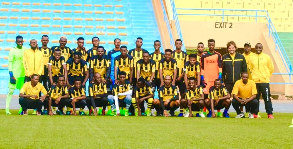 Al Mukura Victory Sports, de la Liga Premier de Rwanda,, en 2021, Zapata lo tomó para evitar el descenso.