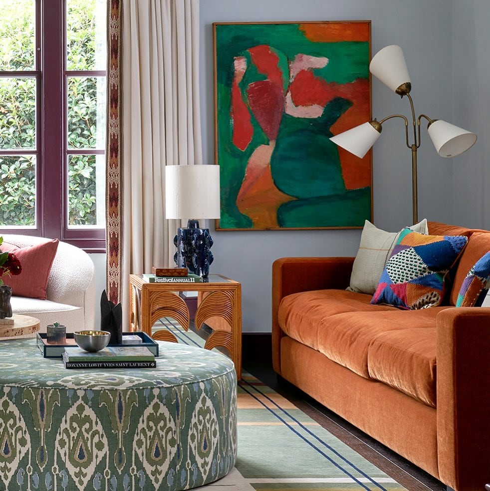 Los azules minerales pálidos también están resonando entre diseñadores y propietarios de viviendas