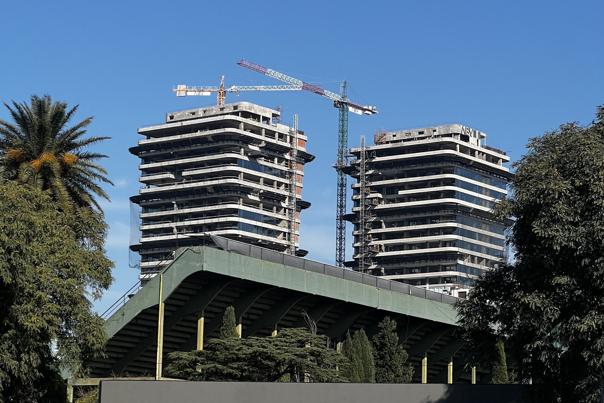 La construcción de un proyecto demanda por lo menos cuatro años