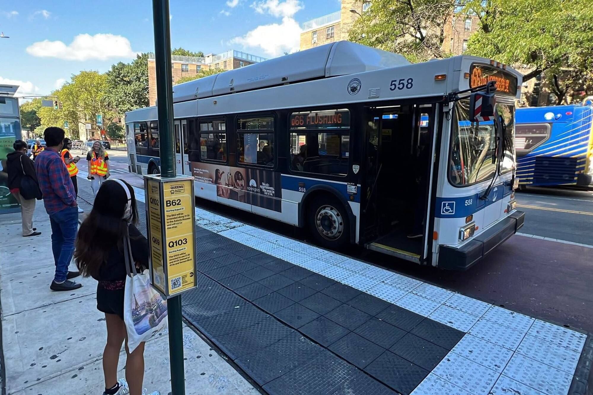El objetivo principal es incrementar la velocidad de los autobuses en un 20% dentro de corredores prioritarios