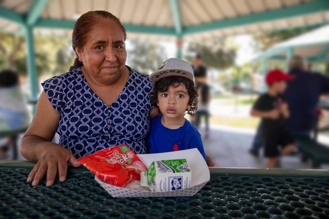En Los Ángeles se puede acceder a diversos recursos para obtener alimentos en cualquier momento del mes (Instagram/@lafoodbank)