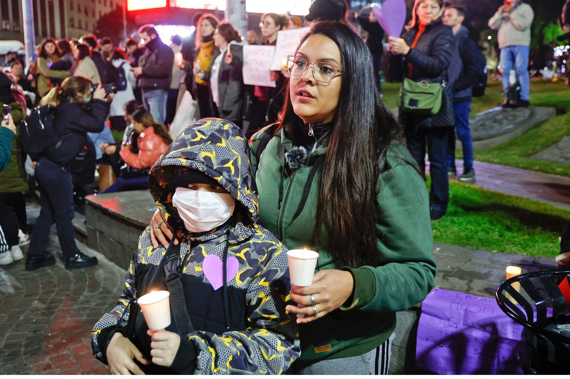Familiares de pacientes acompañaron a los médicos