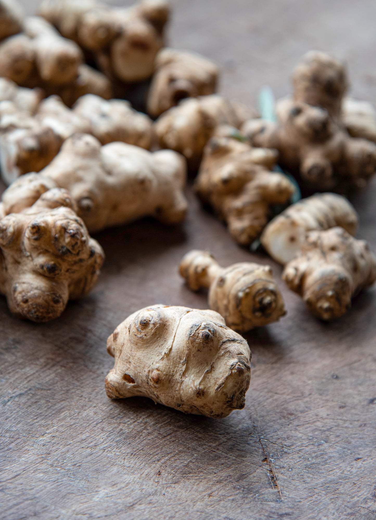 Rico en inulina, un prebiótico natural, el topinambur despierta interés por su potencial para favorecer la salud intestinal