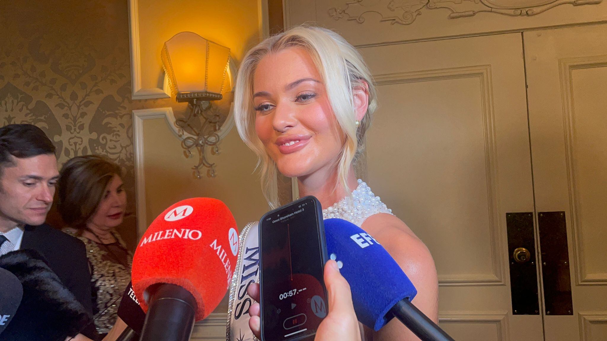Victoria Kjaer Theilvig, Miss Universo, en la gala hispánica donde diserta Javier Milei