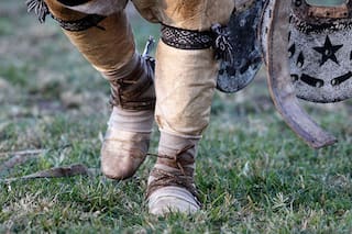 La bota de potro criolla, un calzado típico del atuendo tradicional