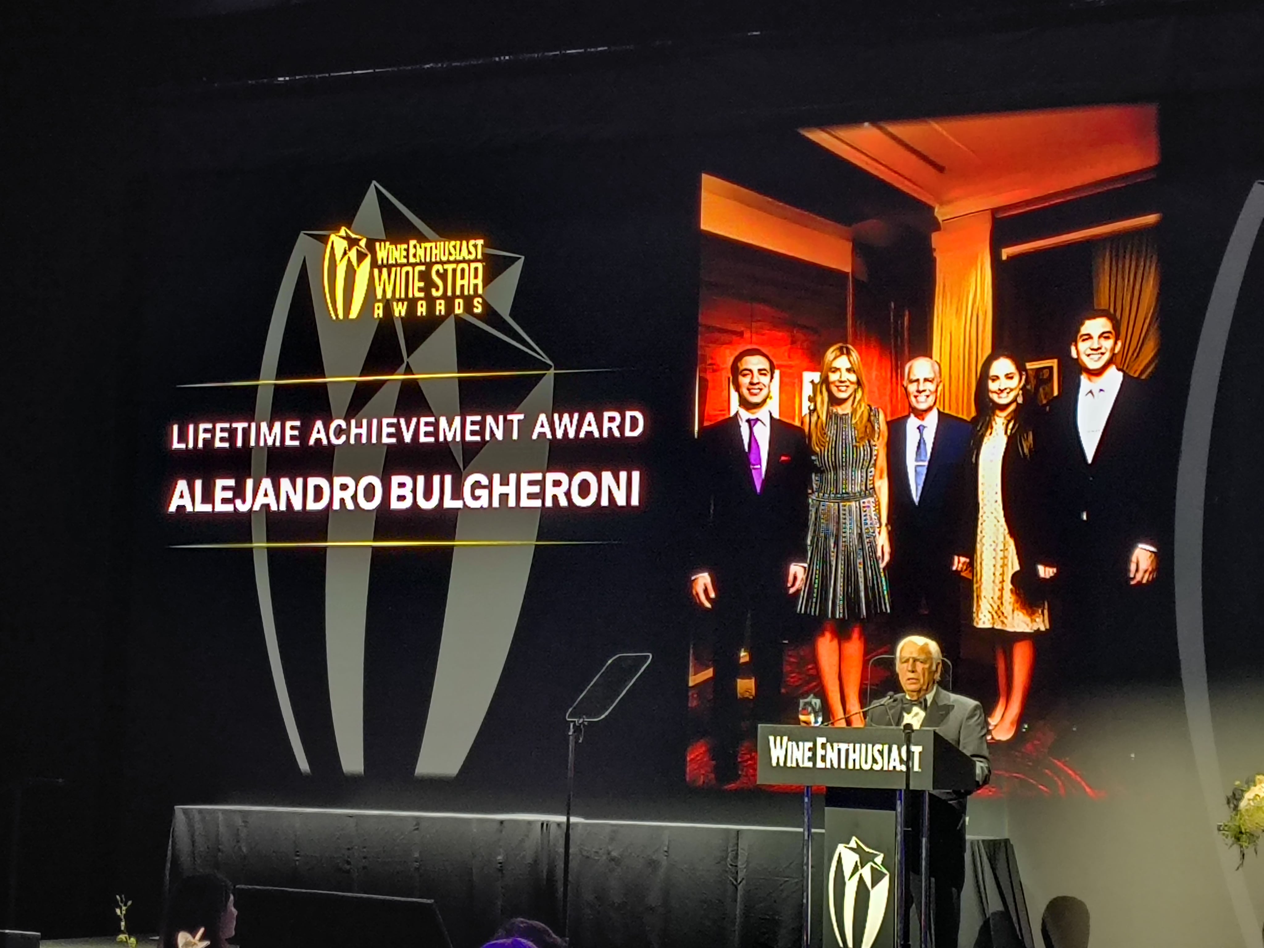 Alejandro Bulgheroni al recebir la distinción