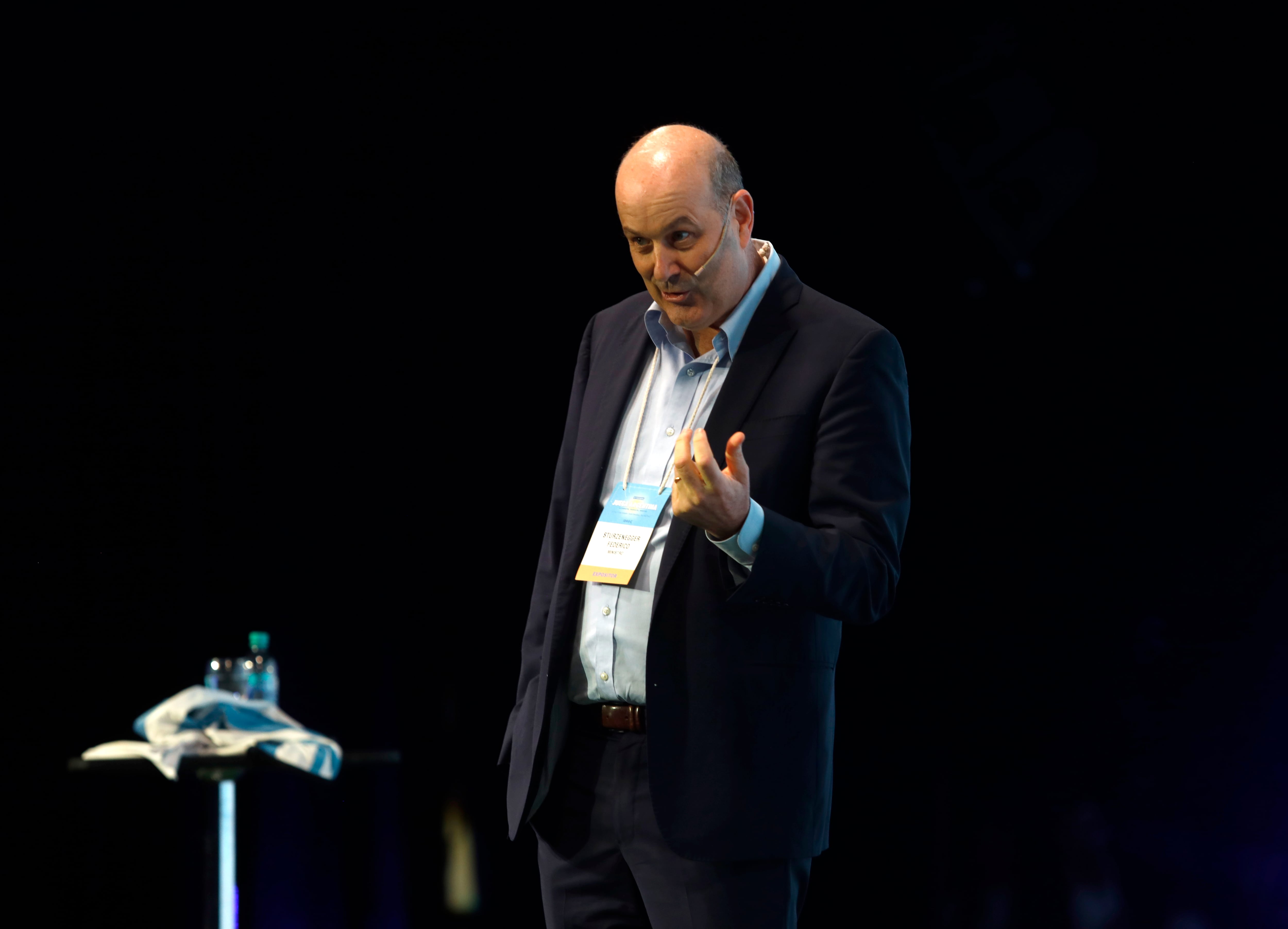 El Gobierno envió al Congreso la “Ley Hojarasca”, el proyecto de Sturzenegger para eliminar más de 70 normas