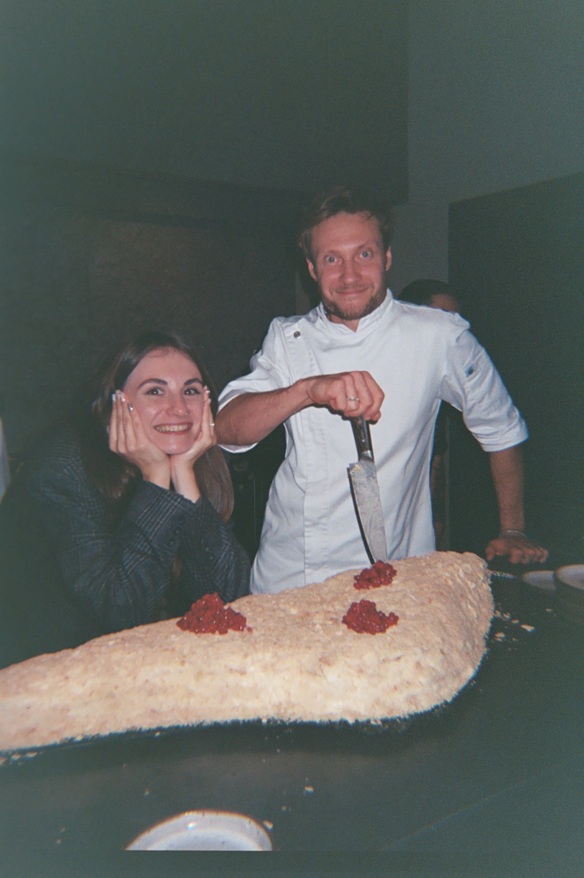 Torta típica rusa Napoleón con Corinto patagónico