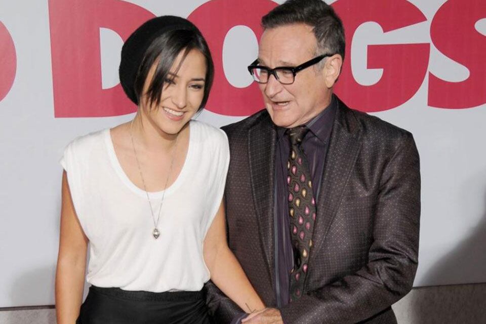 La hija de Robin Williams pide que le dejen de enviar videos de su padre generados por IA