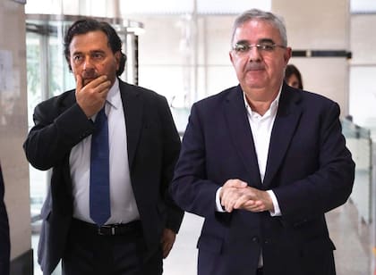 Sáenz y Jalil, en el CFI, al dirigirse a la rueda de prensa en la que sintetizaron la reunión de gobernadores