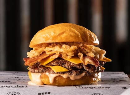 70 locales de hamburguesas con combos a $2400