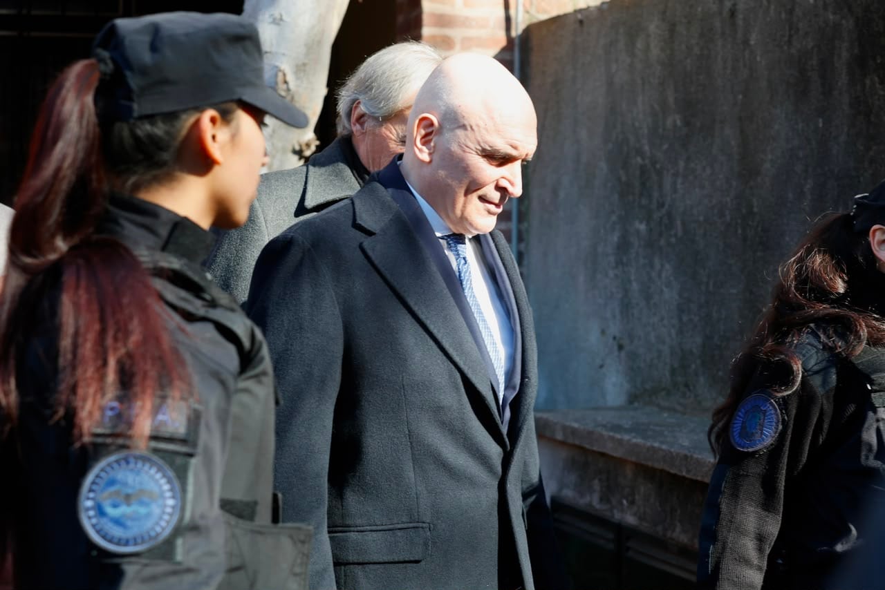 José Luis Espert se retira de los tribunales de San Isidro, donde fue indagado por haber lavado dinero