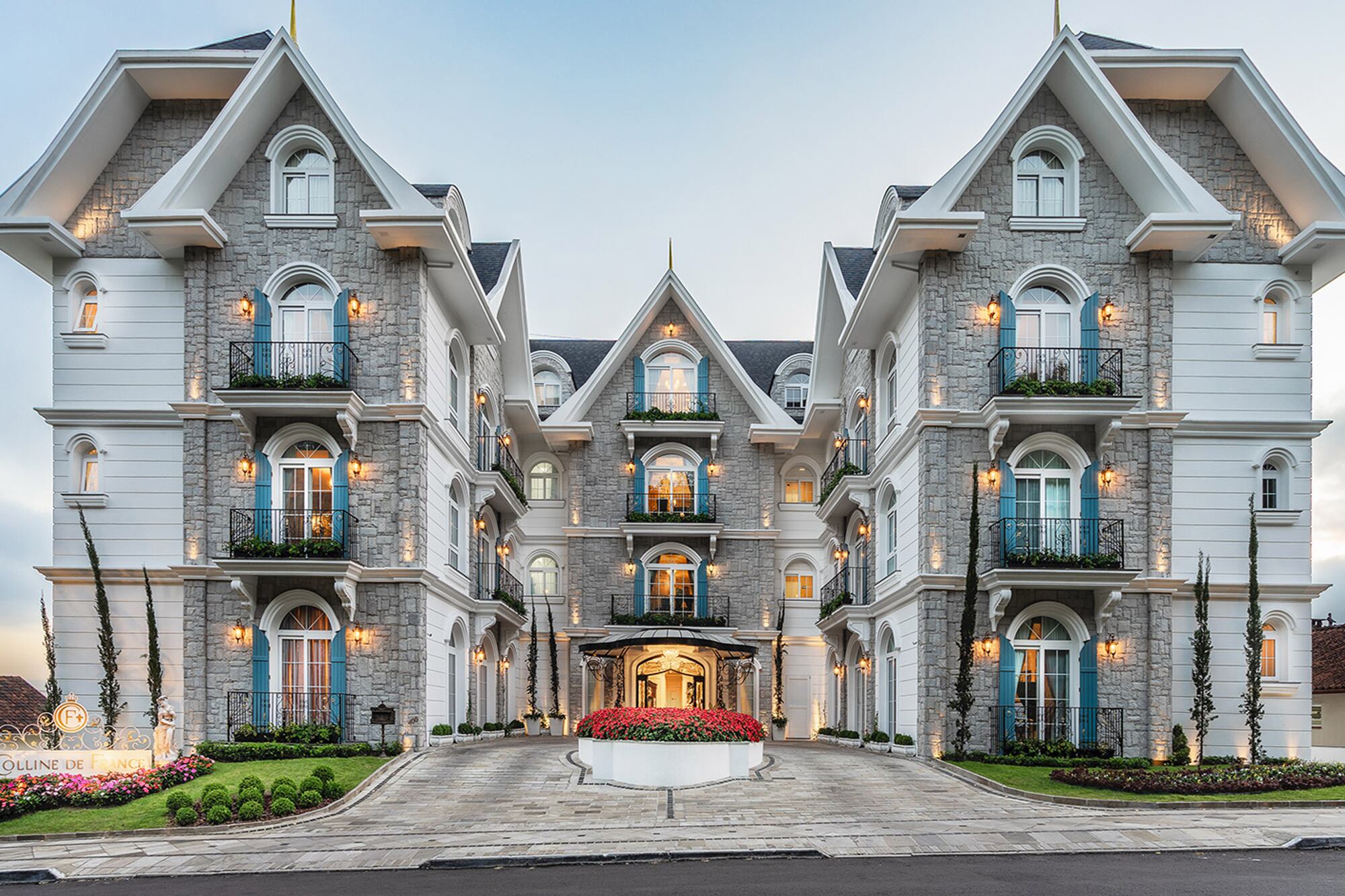 El Hotel Colline de France en Brasil, con temática de un castillo francés, fue elegido como el mejor hotel del mundo