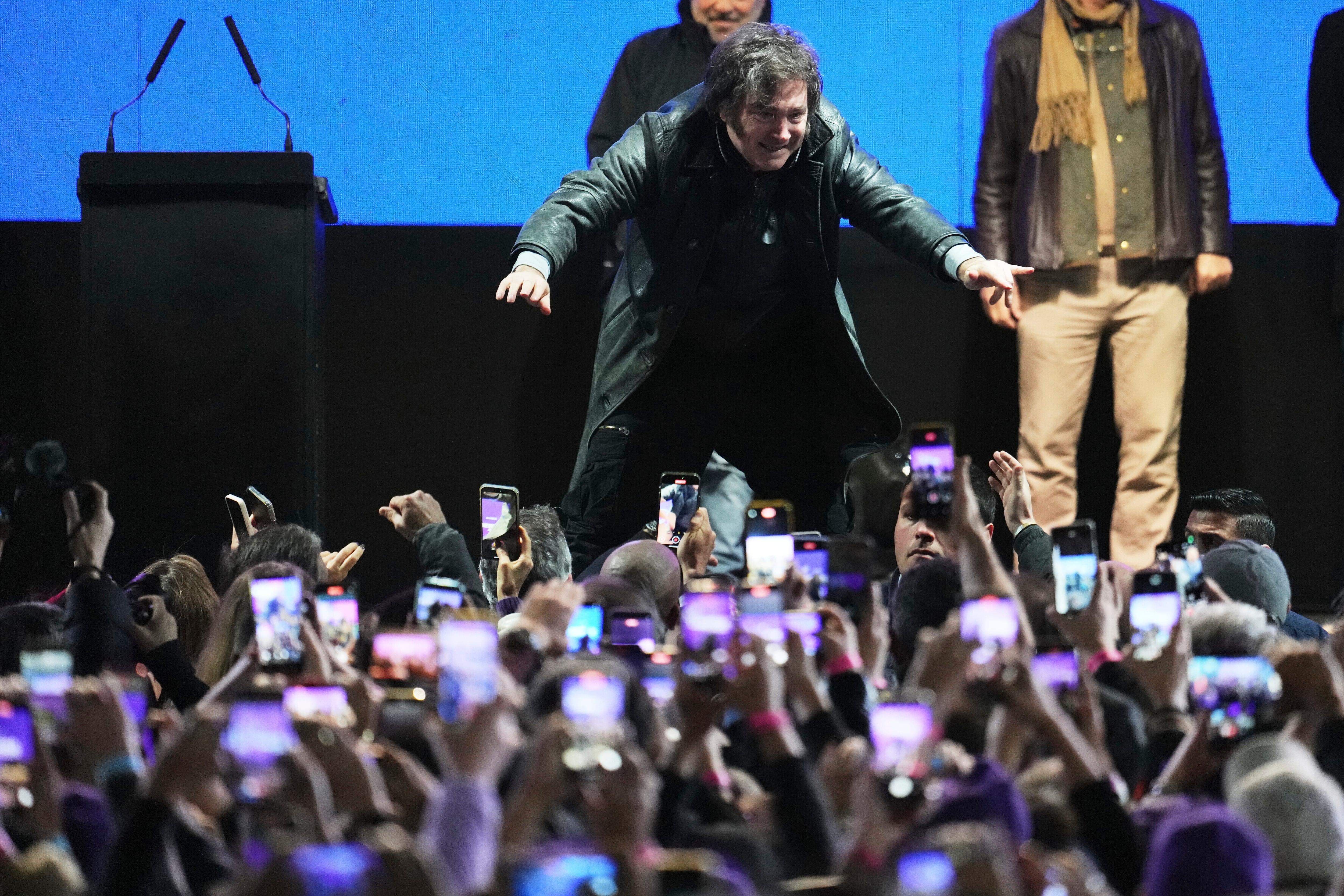 Milei en el cierre de la campaña bonaerense, en Moreno