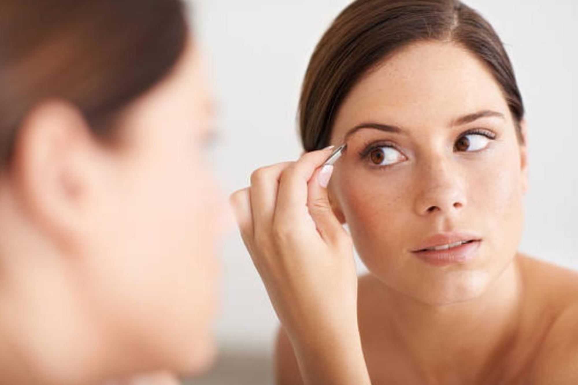 Las cejas requieren igual de atención que el cabello (Foto: iStock)