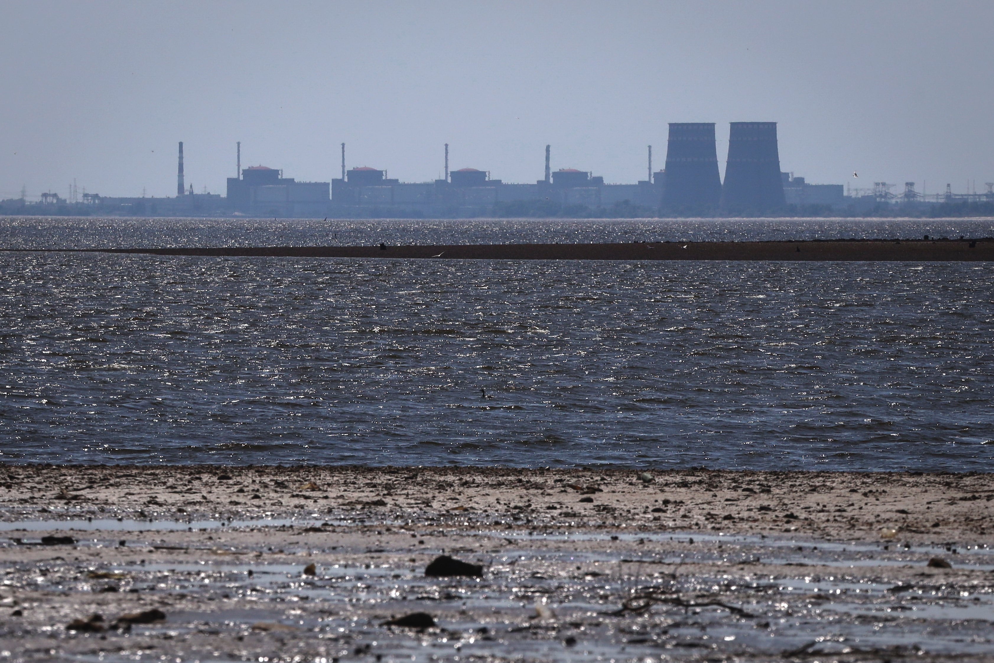 Vista de la planta nuclear de Zaporiyia, la más grande de Europa