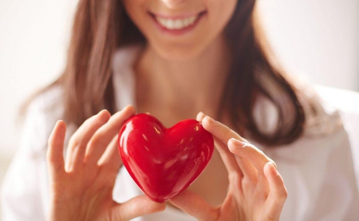 La salud del corazón puede favorecerse con pequeños hábitos diarios y así evitar enfermedades crónicas (Archivo)