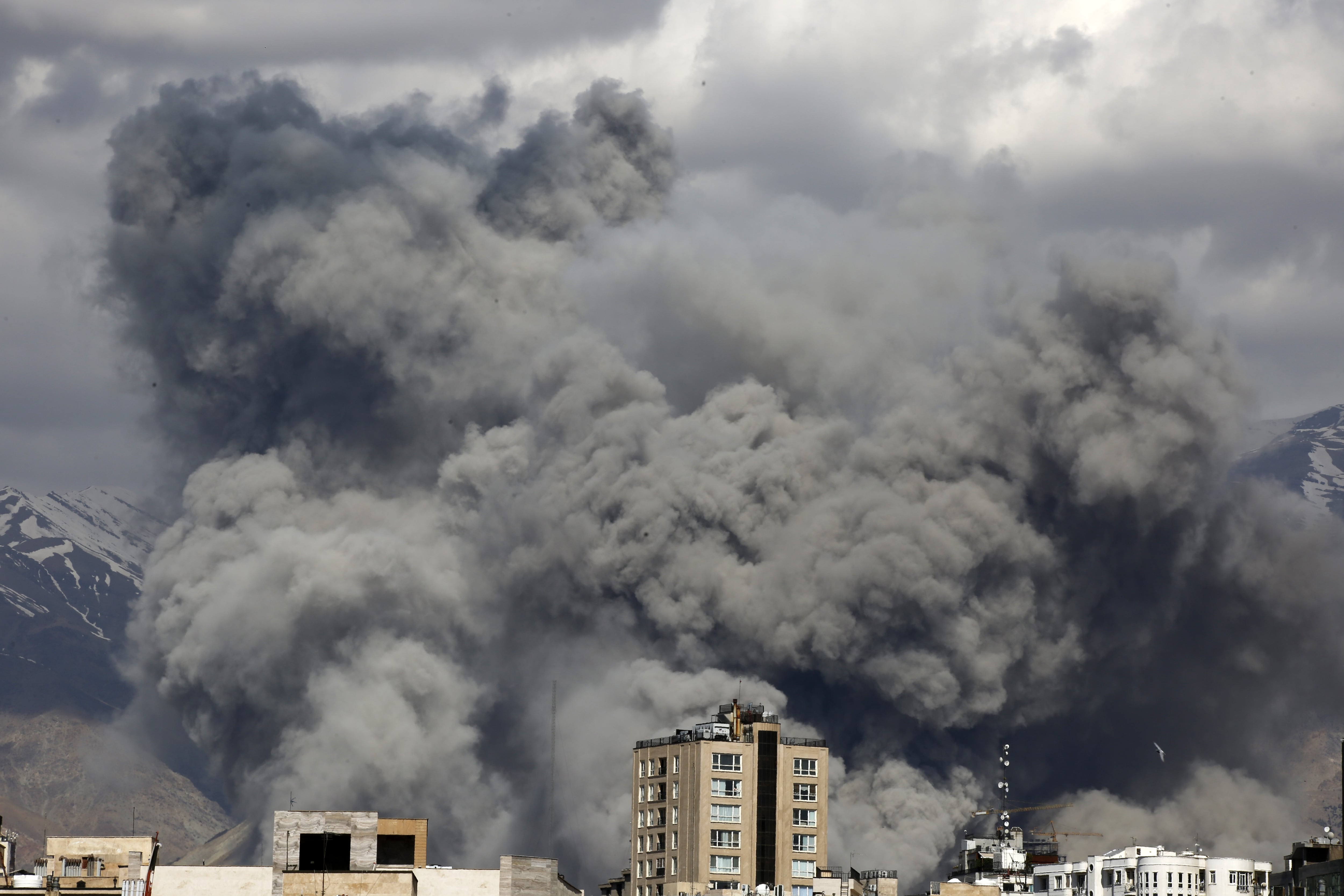 El ejército de Israel mató a 40 altos funcionarios iraníes en la primera ola de ataques