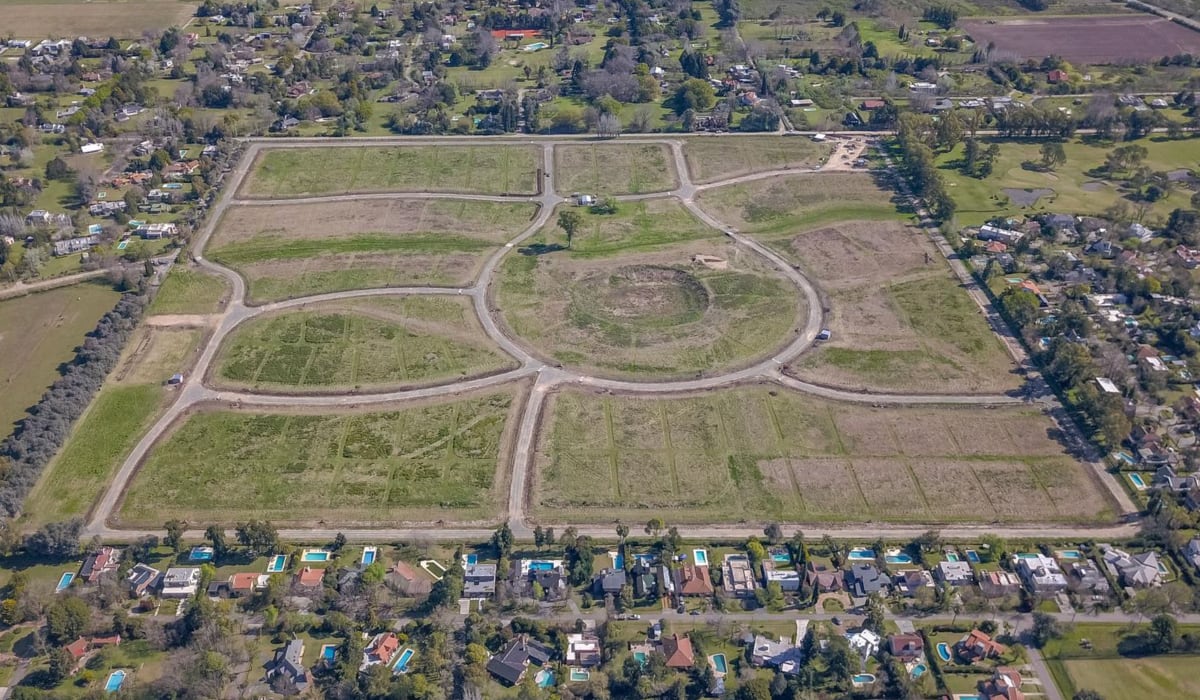 El proyecto se desarrolla sobre 30 hectáreas y contempla 115 lotes de entre 1500 y 3000 m²