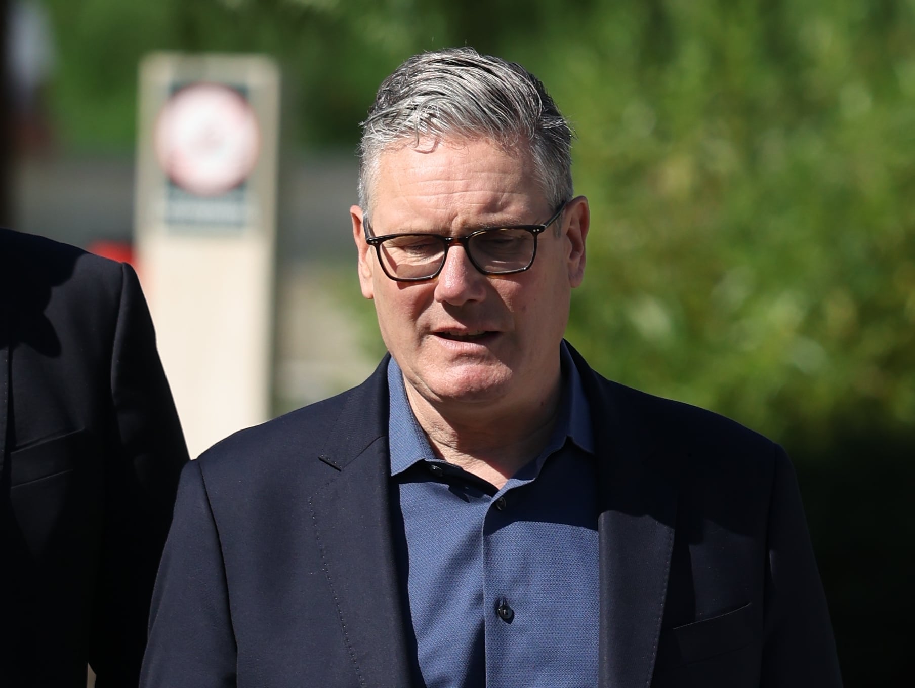 Allanan dos departamentos de Jesica Cirio y Elías Piccirillo; renunció el primer ministro inglés Keir Starmer
