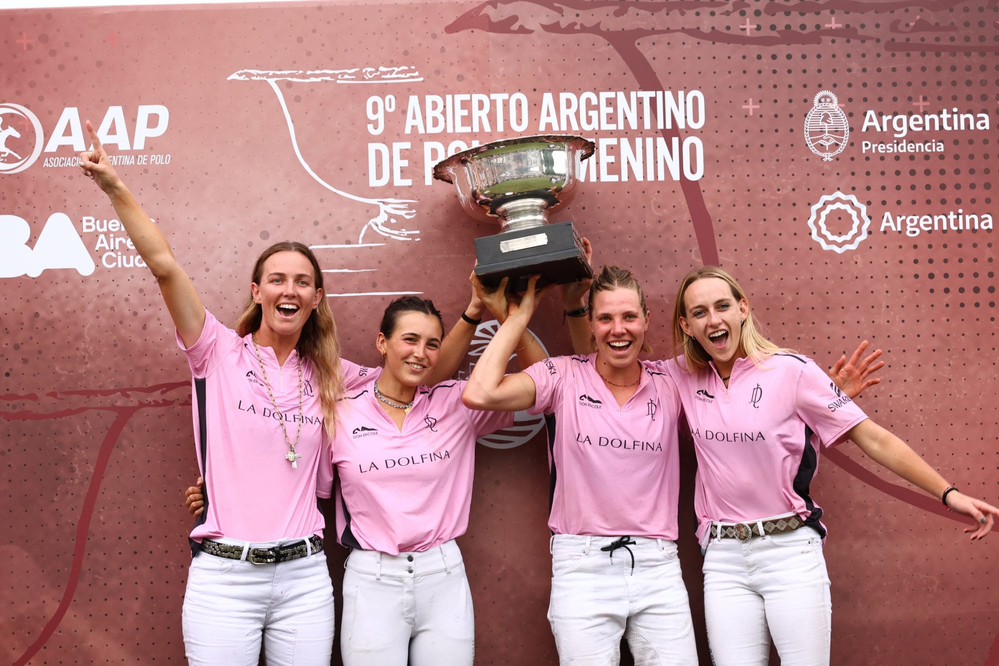 La Dolfina ganó por quinta vez el Abierto Argentino femenino de polo y es el máximo campeón