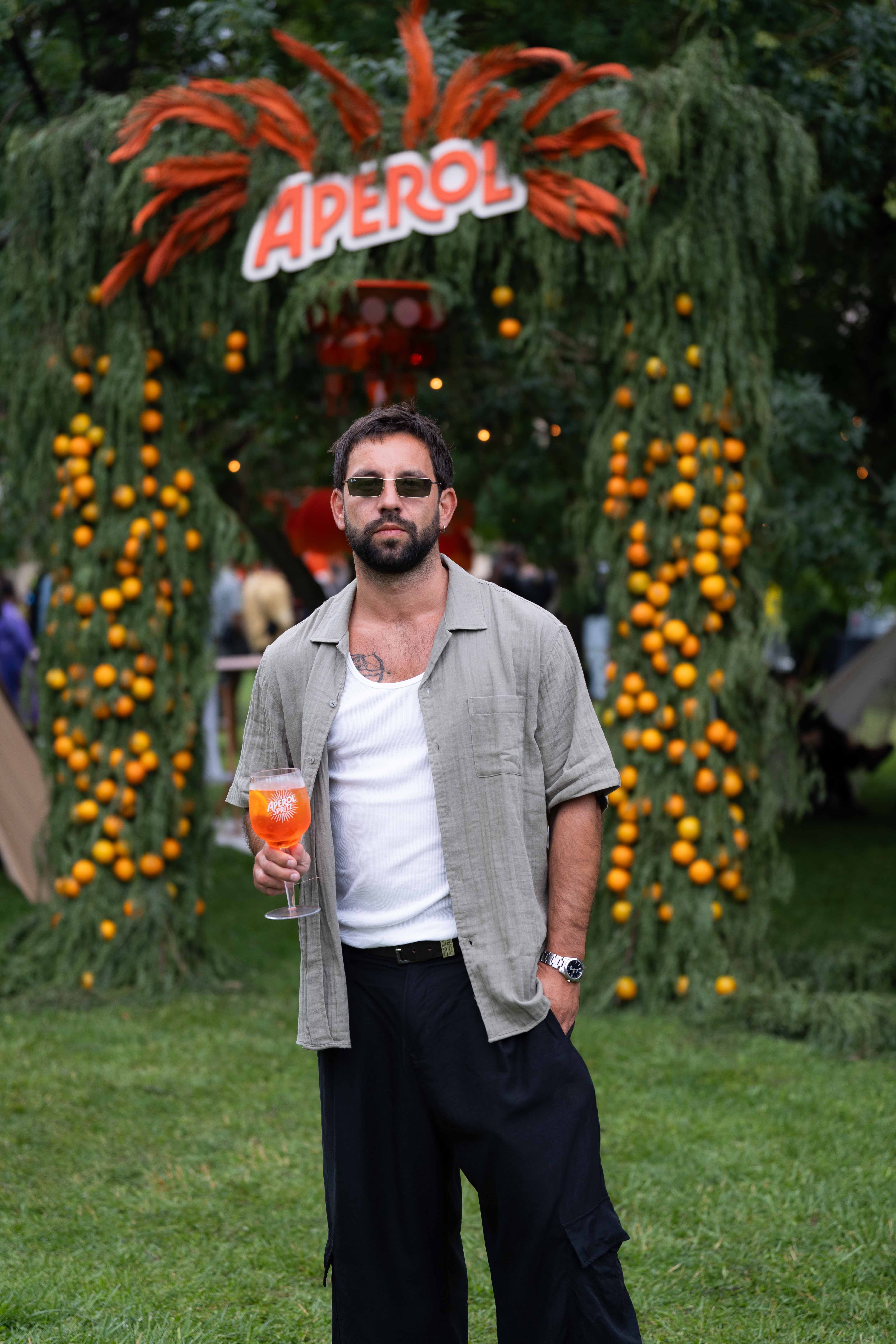 En esta edición del Sunsetstrip de Hernán Cattaneo en Buenos Aires habrá un sector de relax pensado para hacer una pausa entre sets y activaciones itinerantes con premios a cargo de Aperol